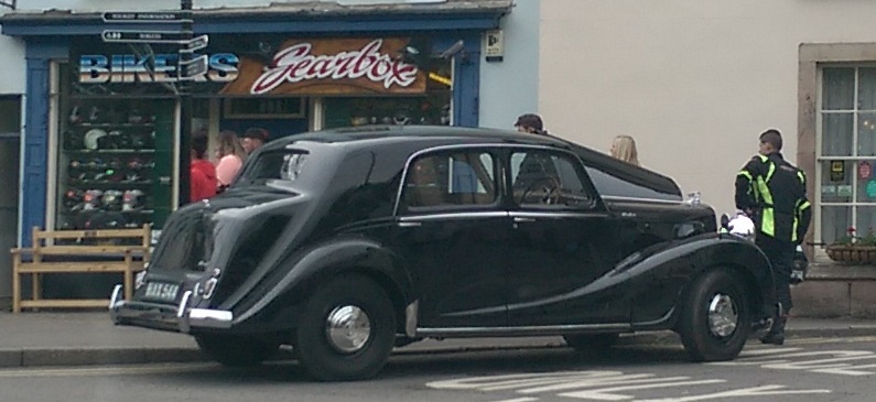 car2.jpg