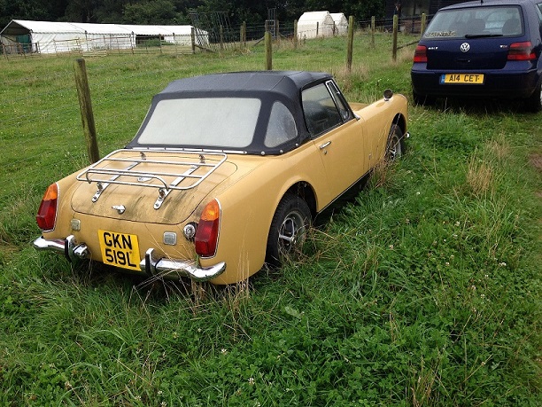 charity calendar 004.JPG